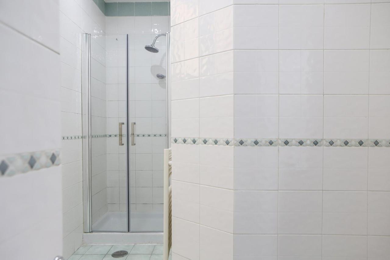 Modern Apartment At Piazza Del Gesu' By Wonderful Italy Napoli Exterior foto